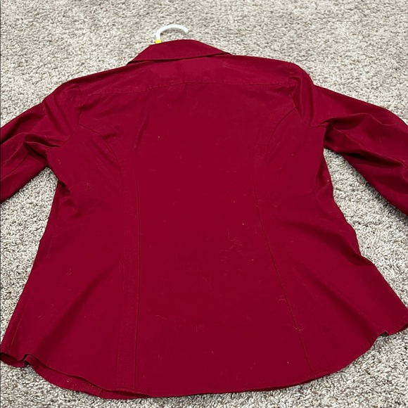 Express Crimson Long Sleeve Button Down Top - Picture 4 of 4